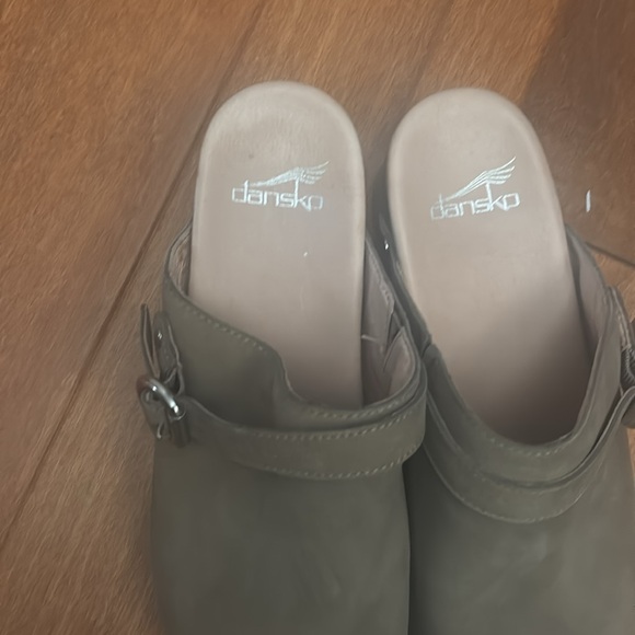 Dansko open back clogs in size 40 - Picture 2 of 4